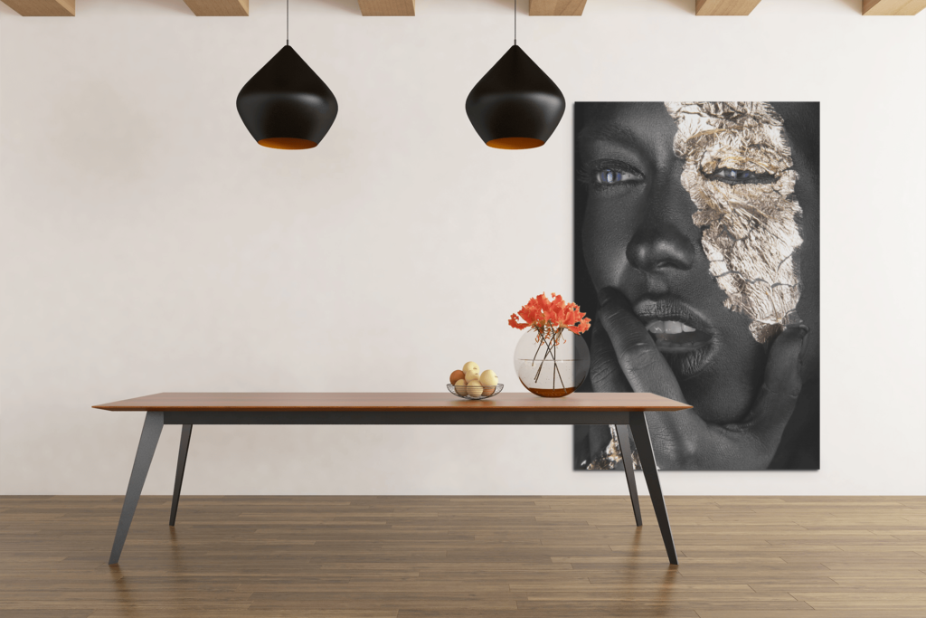 ALIVA 1037 vrouw met goud foto op canvas e